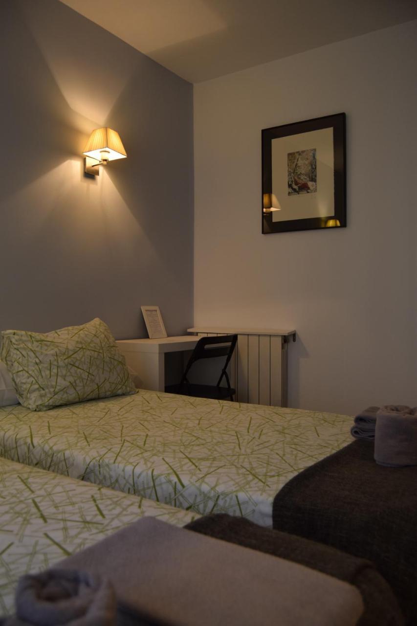 Hostal Rofer مدريد المظهر الخارجي الصورة
