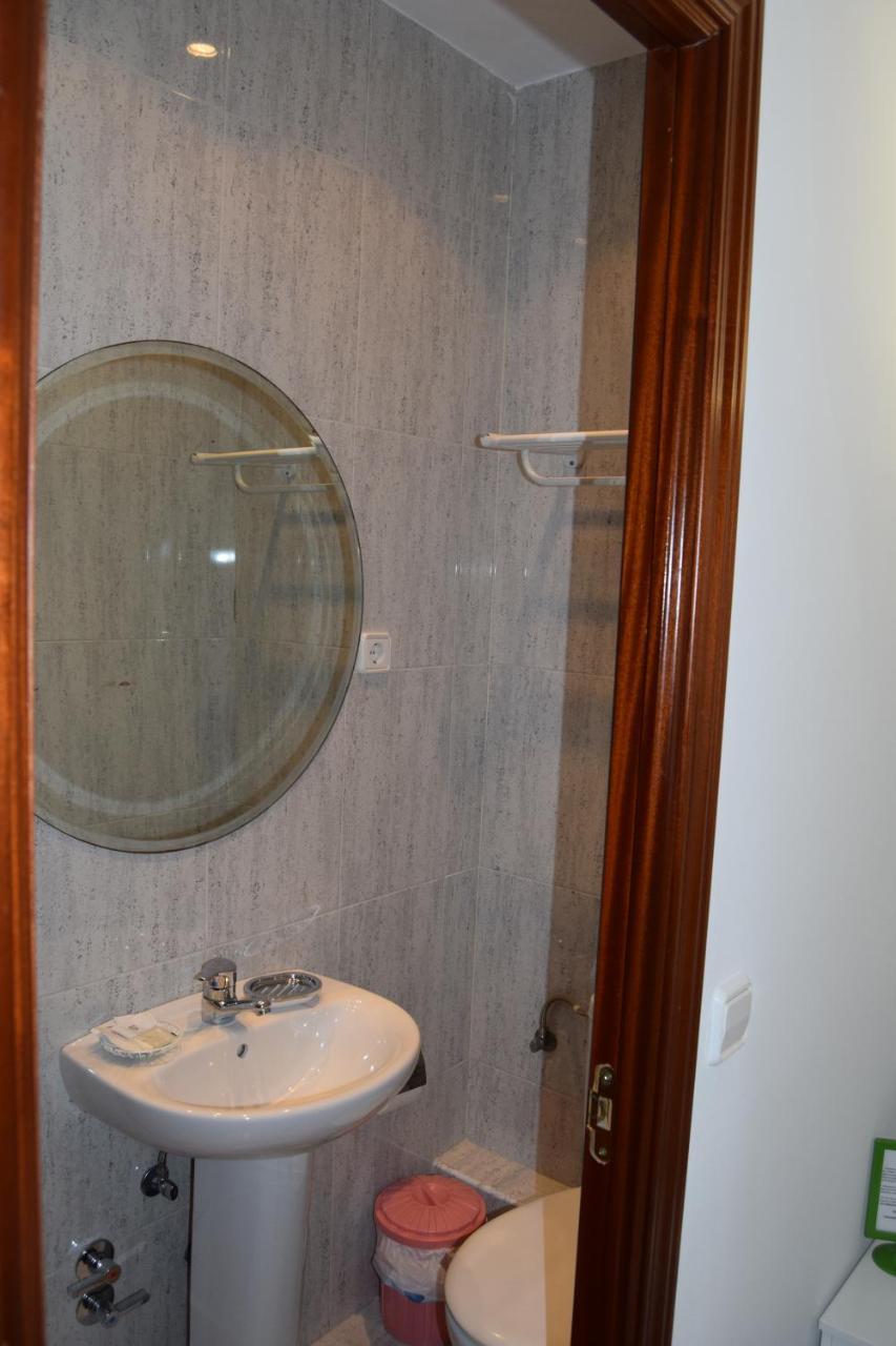Hostal Rofer مدريد المظهر الخارجي الصورة