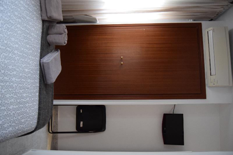 Hostal Rofer مدريد المظهر الخارجي الصورة