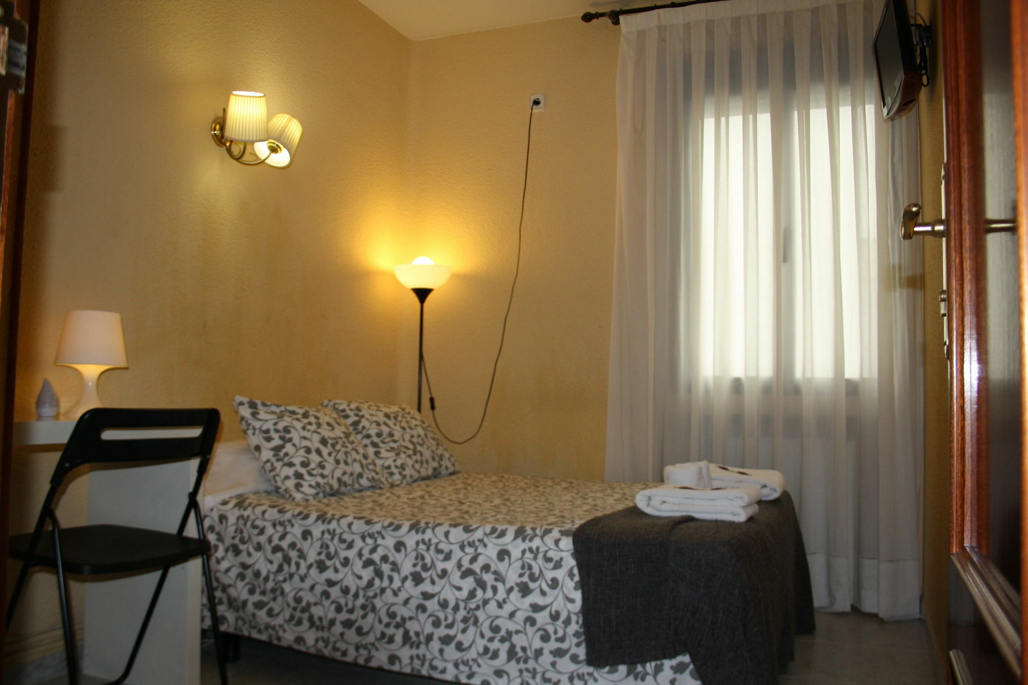 Hostal Rofer مدريد المظهر الخارجي الصورة